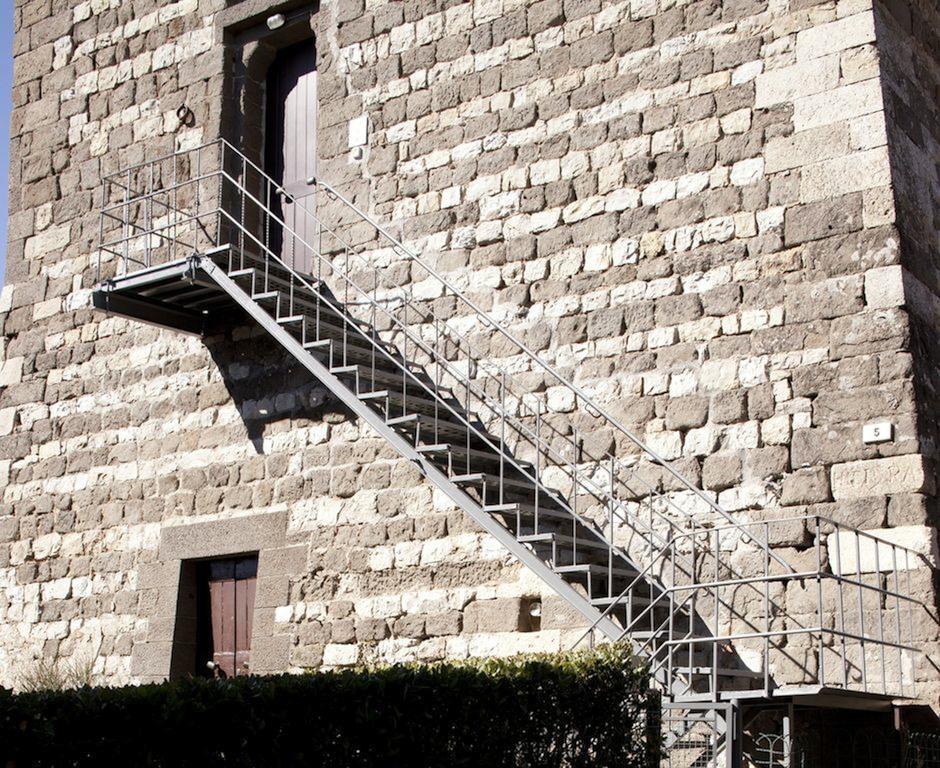 מונטה קטיני ואל די צ'צ'ינה Torre Dei Belforti מראה חיצוני תמונה